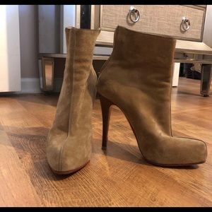 christian louboutin beige bootie